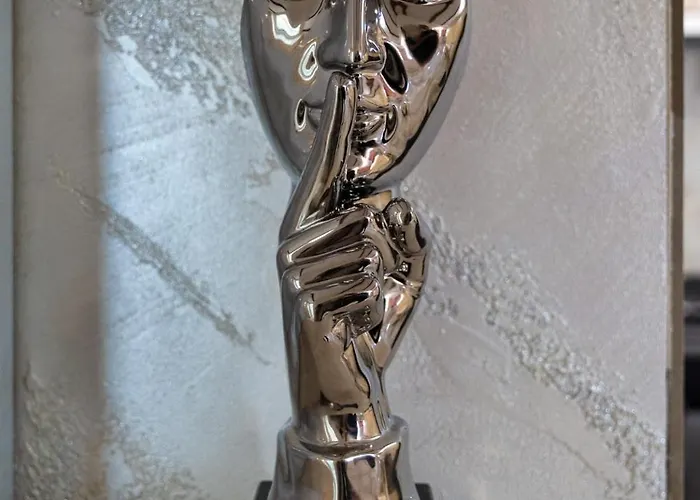 アパート Rasarit La Mare コンスタンツァ